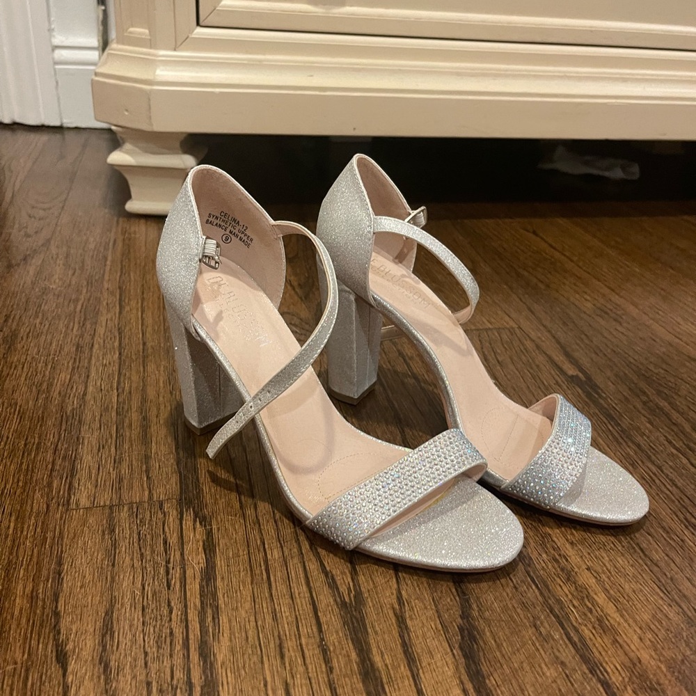Color: Silver